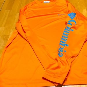 Men’s Columbia PFG shirt (SMALL)